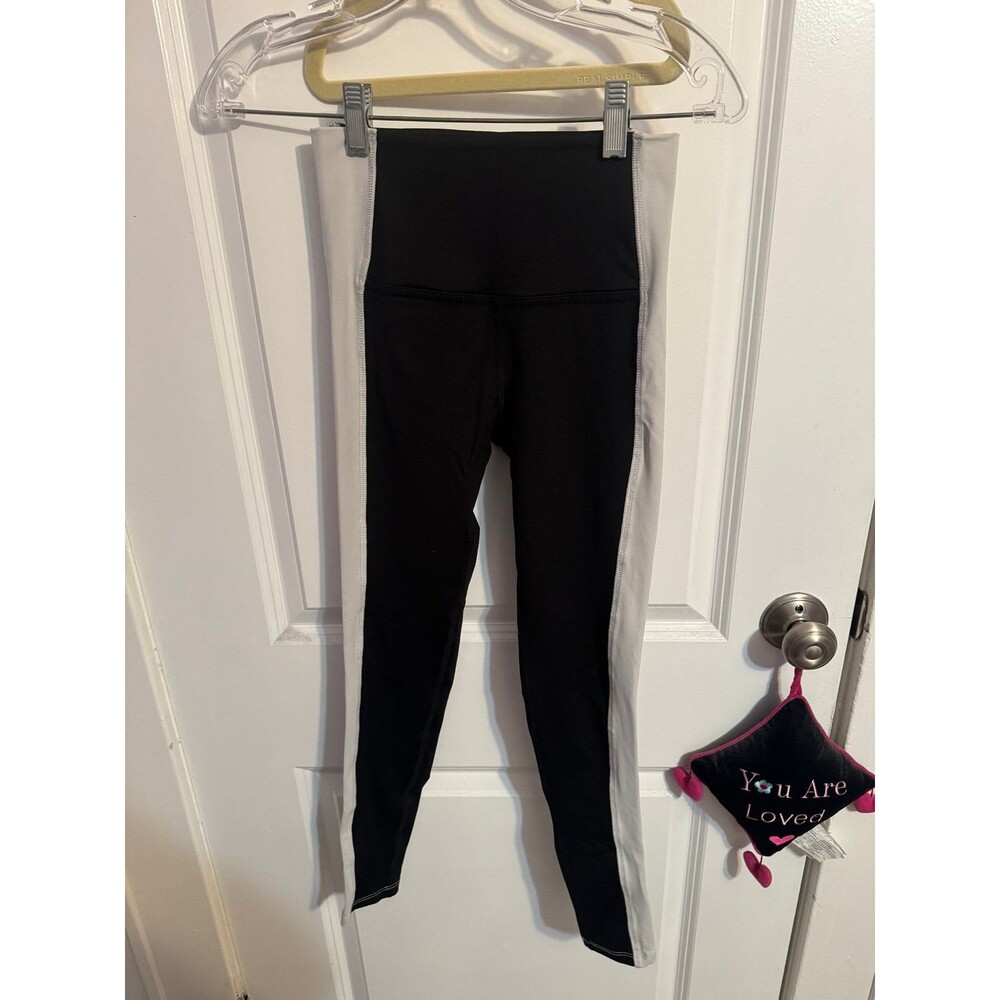 Beyond Yoga Black/White Leggings - Size XS